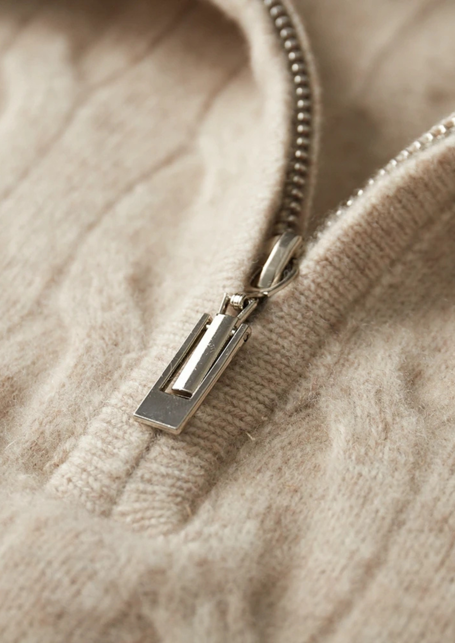 NOBA WOOL CABLE HALF ZIP